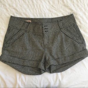 Plaid / Herringbone Shorts